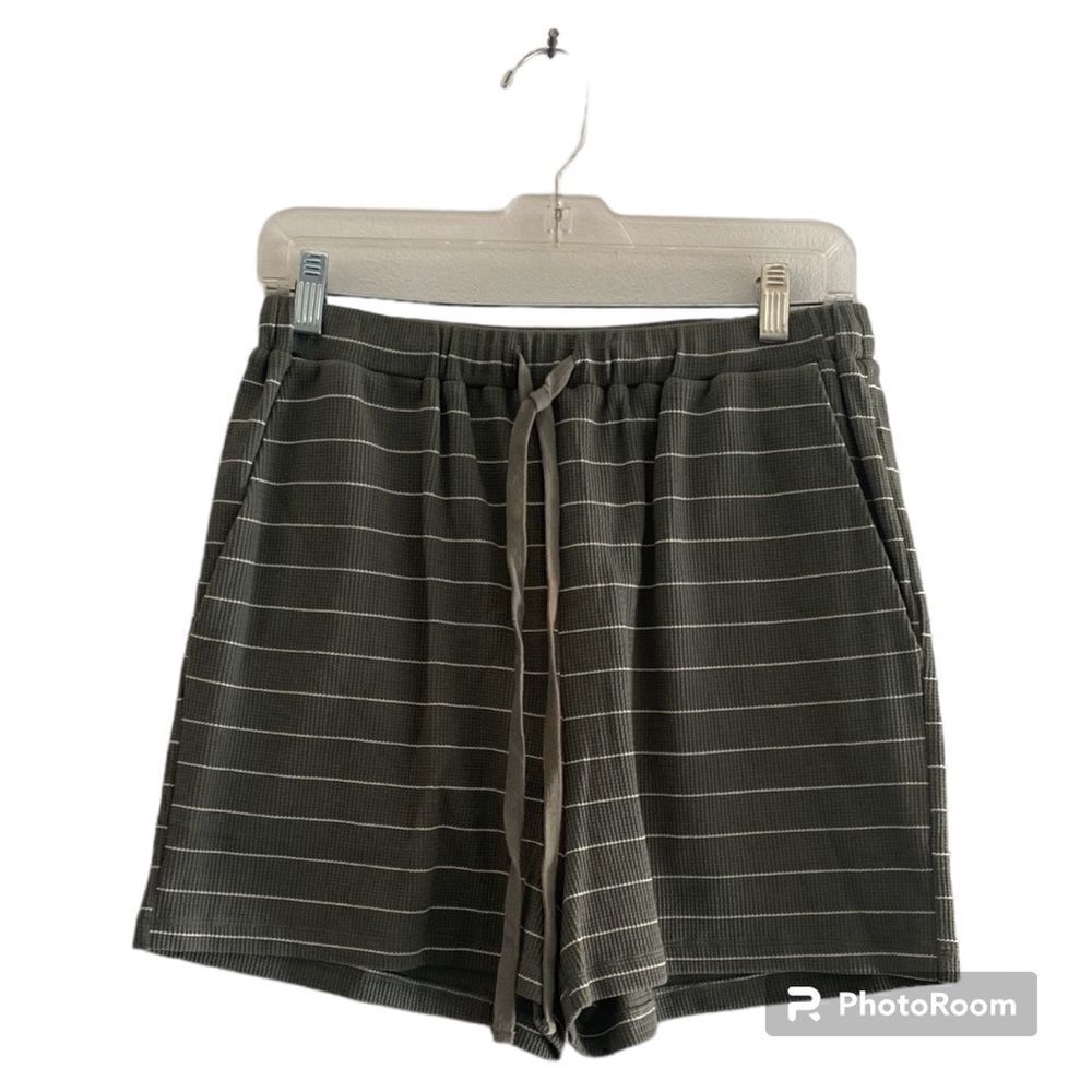 Doe & Rae Striped Drawstring Shorts with Pockets Size S Green